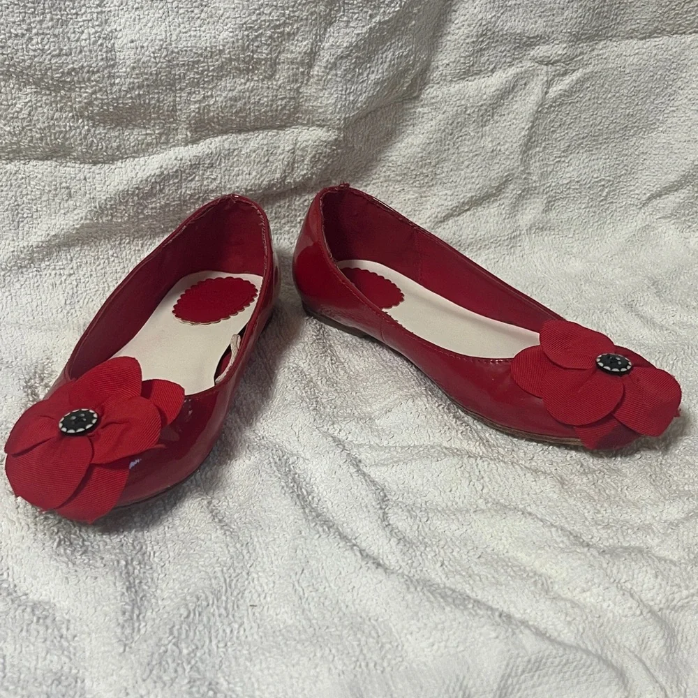 Janie and Jack girls Red patent leather Shoes with Flower Accent in size 1